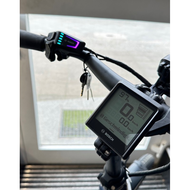 QIO Kompaktrad EINS P-5 Nexus 5-Gang FL Gates (545Wh) Smart System Night Black Matt 2025